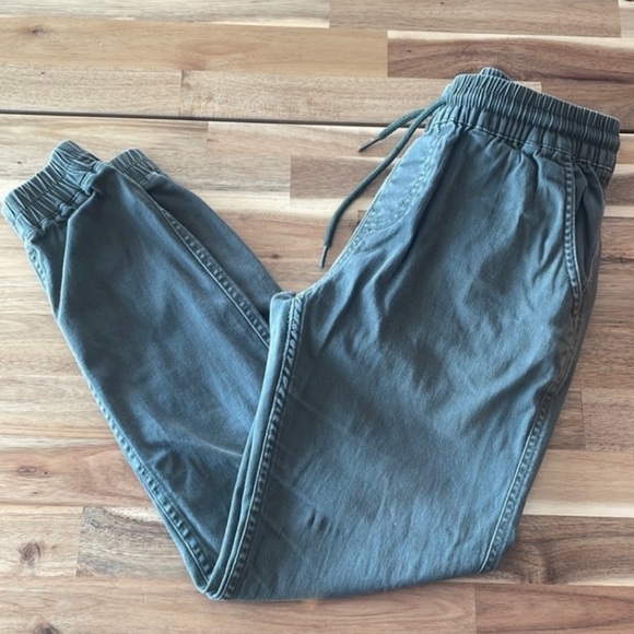 FairPlay green joggers - Picture 2 of 6